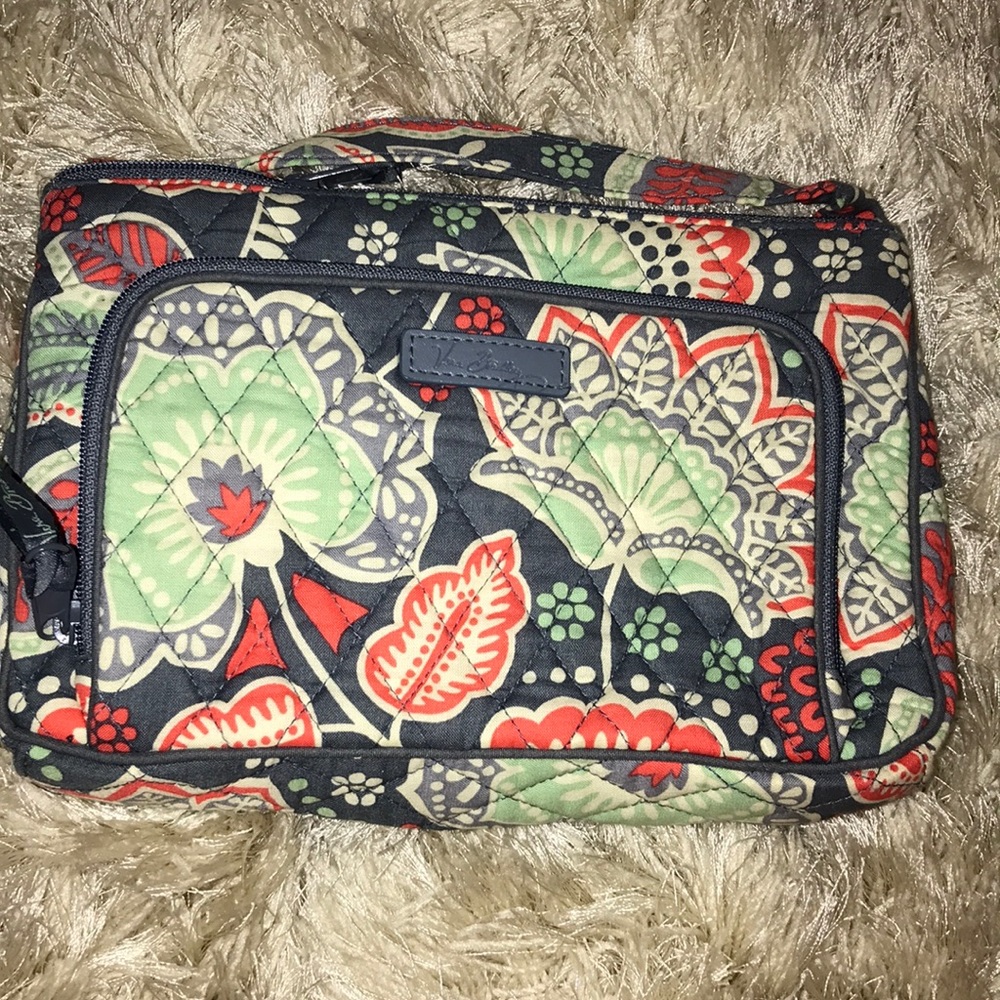 VERA BRADLEY “LITTLE HIPSTER” CROSSBODY